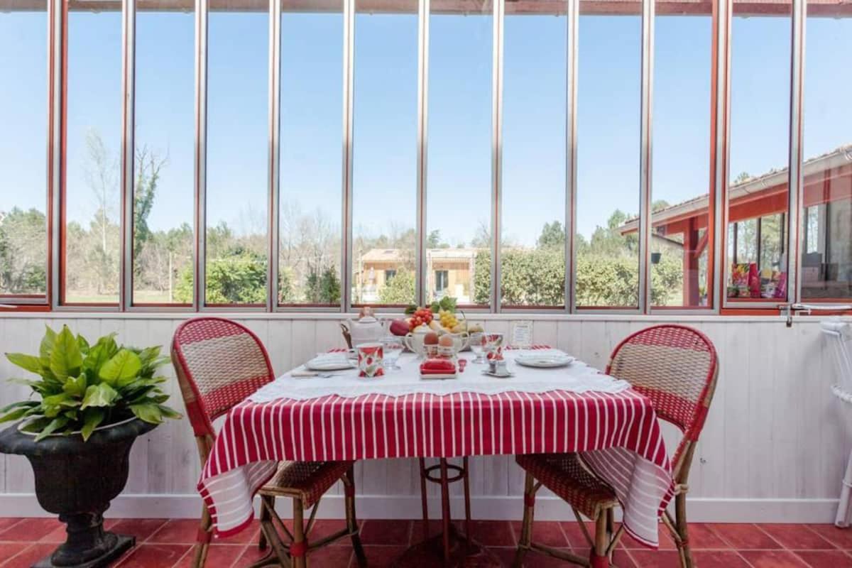 Bed and Breakfast Domaine De La Grange Carcans Exterior foto